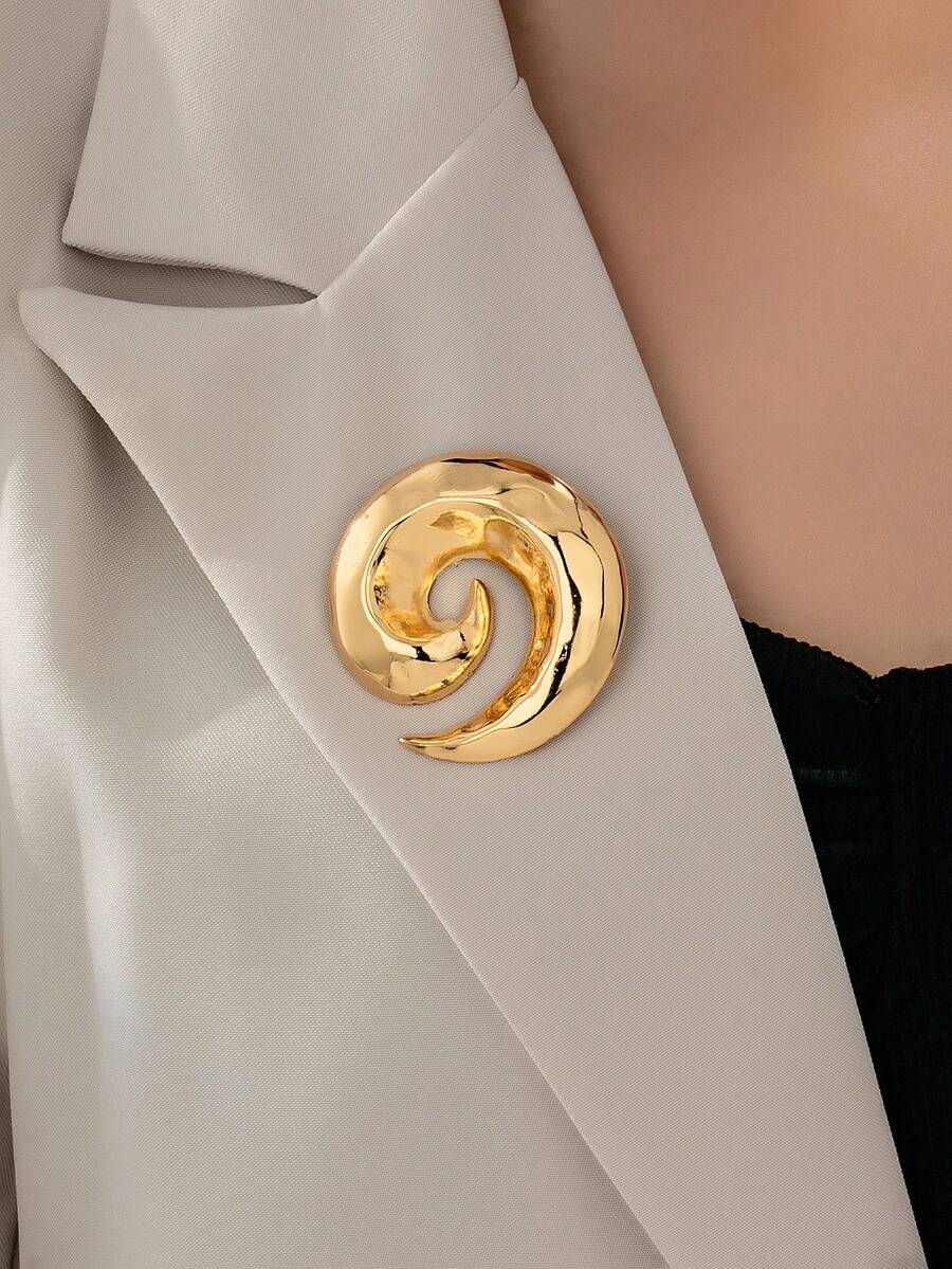1pc 2025 Cross-Border Autumn/Winter Hot-Selling Fashionable New 18K Gold Plated Spiral Seashell Round Brooch For Women, Versatile Minimalist Ocean Style For Daily Wear, Holiday Gift