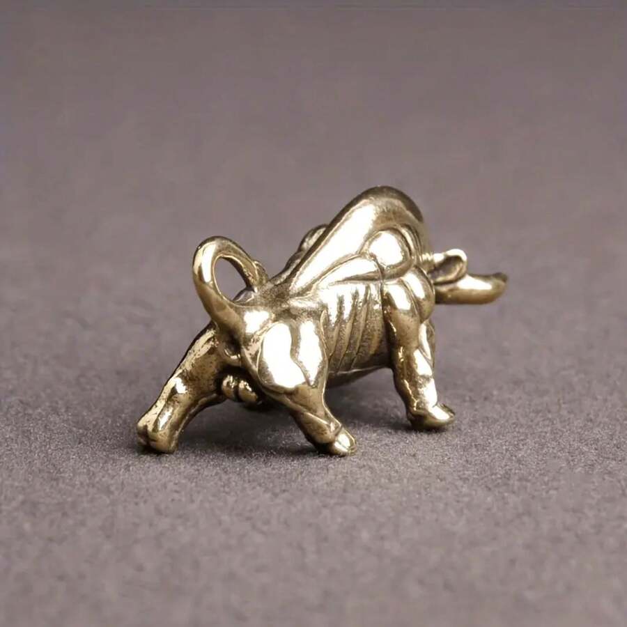 Brass Bull Bullfighting Muscle Bull Micro Carving Animal Key Chain Pendant Accessories Creative Keychain Pendant Small Ornaments - 1 PC Muscle Cow - View 1