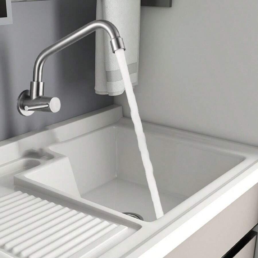 单把手不锈钢浴室厨房水槽水龙头户外露台水龙头，壁挂式