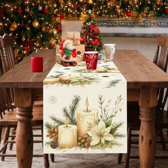 Față de masă dreptunghiulară din poliester durabil, cu tematică de Crăciun, din in, format dintr-o bucată, cu poinsettia albă și lumânări de Crăciun ca decorațiuni de sărbători, împodobită cu crengi și conuri de pin verzi, potrivită pentru decorarea rurală a sărbătorilor.