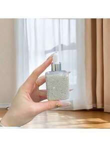 30ml Luxury Diamond Inlaid Square Sub Bottle Empty Bottle Luxury Perfume Skin Care Products Dropper Essential Oil Bottle - Multicolor - View 2