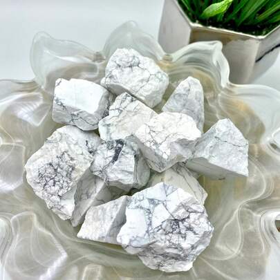 Natural Howlite Raw Crystal Stones Large Rough White & Grey Marbling Veining Stones For Polishing, Tumbling, DIY Cabbing, Wicca Reiki Meditation, Wire Wrapping, Decoration - Genuine Rock Gifts
