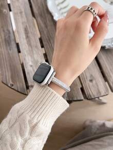 MAPUCE 1 chiếc dây đeo T-bar đính đá toàn bộ thời trang, tương thích với Apple Watch 38/40/41/42/44/45/46/49mm, phù hợp với Ultra/SE/Series 11/10/9/8/7/6/5/4/3/2/1, có thể điều chỉnh độ dài, thao tác tiện lợi, thiết kế tinh tế và cao cấp, phù hợp cho nữ (Chỉ bao gồm dây đeo, không bao gồm đồng hồ và ốp lưng) - Bạc kim cương hình chữ T - Xem 4