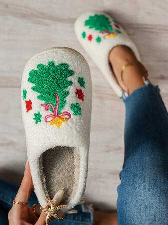 温暖舒适的圣诞树卡通图案休闲可爱平底室内拖鞋女士冬季
