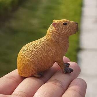 1个迷你水豚装饰摆件：逼真的动物模型，创意家居装饰，仙境花园DIY，适合收藏，也可作为生日和节日礼物赠送给朋友。