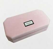 Gucci 粉色碎花甜美珠宝/化妆品/首饰收纳盒，容量大，甜美复古，送给朋友或家人的礼物，节日和周年纪念日的礼物
