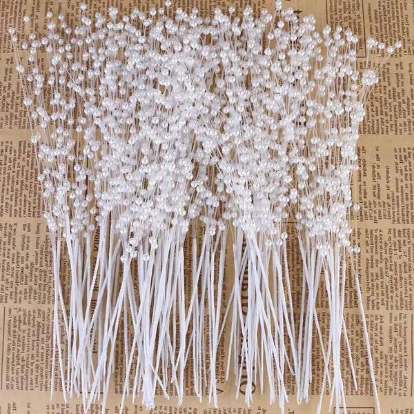 30 piezas de cuentas de perlas falsas - Relleno de corona DIY, flores artificiales, decoración de palos para el hogar y fiestas, adecuado para el Día de San Valentín, Acción de Gracias, Navidad, decoración de fiesta de Año Nuevo (plateado/dorado/blanco), adornos decorativos interiores, adornos elegantes, cuentas ligeras, material duradero, organizadores de eventos, relleno de jarrones, decoración de coronas, acentos decorativos (este artículo tiene pequeñas imperfecciones que no afectan su usabilidad)