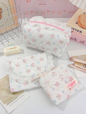 1 Pieza Bolsa de Cosméticos Grande con Diseño Lindo de Lazo Azul y Estampado Floral con Encaje Acolchado, Bolsa de Maquillaje Portátil y de Moda, Bolsa de Maquillaje para Niñas para Viajes, Bolsa de Almacenamiento Multifuncional para Lápiz Labial, Toallas Sanitarias, Monedas, Llaves, Pinzas para el Cabello, Scrunchies, etc., Bolsa de Lavado Encantadora de Gran Capacidad para Organizador de Viaje, Regalo para el Día de la Madre, Regalo de Regreso a la Escuela, Regalo de Año Nuevo