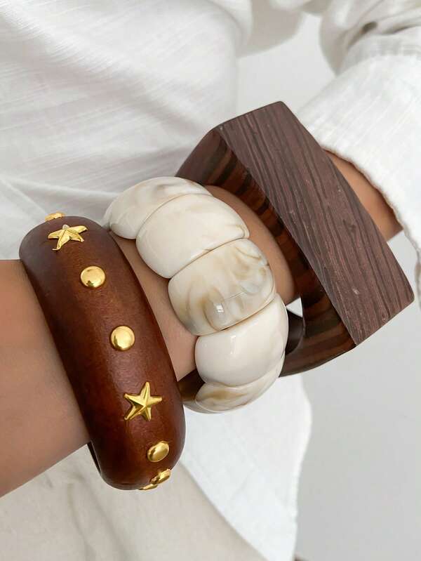 1pc Vintage Geometric Square Striped Rivet Cuff Bracelet, Fashionable Charm Bracelet For Casual, Street, Party, Travel, Date, Women's Birthday, Holiday, Versatile Gift