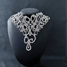Luxury Crystal Flower Necklace - Vintage Sexy Style, Suitable For Casual Wear Or Gift