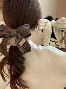 1 pezzo Fermaglio per capelli in peluche con fiocco grande - Accessorio per coda di cavallo morbido e confortevole per le donne, fermagli carini adatti per occasioni quotidiane e formali, fascia per capelli con fiocco in peluche, accessorio per capelli carino con fascia elastica, regali, viaggi, regali per donne, accessori per capelli, riempitivi per calze natalizie, riempitivi per calze natalizie per donne, regali di Natale, regali, riempitivi per calze natalizie, regali per donne, regalo, regalo di Natale, riempitivi per calze natalizie per adulti, riempitivi per calze natalizie per adulti, accessori per capelli, accessori per donne, riempitivo per calze natalizie, accessorio per capelli per la maggiore età, accessori per capelli natalizi, idee regalo per donne, riempitivi per calze natalizie per la bellezza, regali di Natale per donne