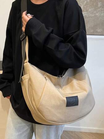 男士休闲大容量单肩包，时尚小众多口袋百搭轻便斜跨单肩包，适合上课、上班、户外运动、旅行、通勤、饺子包，送给男士的礼物