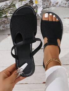 1 Pair Teens' Fashionable Mesh Breathable Open Toe Flat Sandals, Casual Beach Vacation Style, Suitable For Spring/Summer Daily Wear - Black - View 1