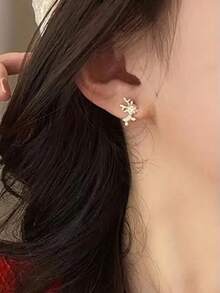 1 对迷你圣诞鹿设计耳钉合金首饰镶嵌水钻简约优雅风格适合圣诞派对耳饰 - 金色 - 查看 3