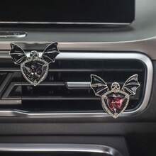 Nuevo adorno con clip para rejilla de ventilación del coche con calavera de murciélago de strass (sin fragancia incluida)