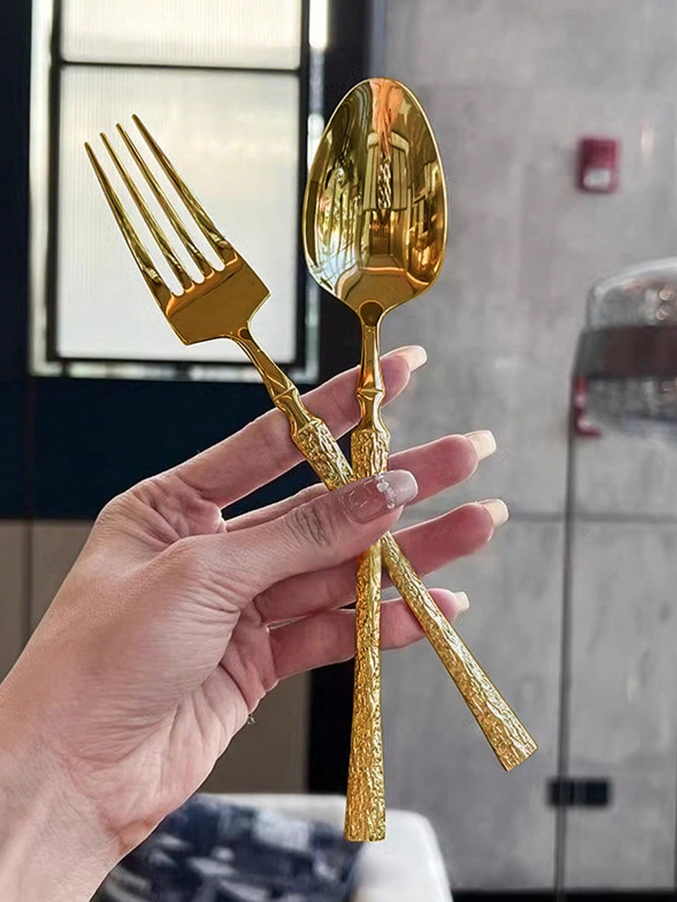 احصل على مجموعة أدوات مطبخ عالية الجودة تتكون من 4...