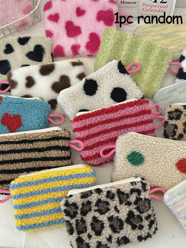 1PC Random Zipper Pink Heart Coin Purse Cute Wallet Women Sanitary Napkin Storage Bag Student Card Bag Credit Card Holder Girls Cute Purse For Women Small Wallet Coin Wallet