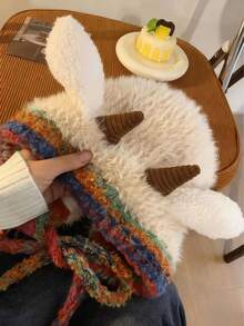 Ein süßer, modischer und vielseitiger gestrickter Hut mit Riemen für eine pelzige Weihnachts-Outdoor-Reise-Party für Damen, Mädchen und Studenten, um sich warm zu halten, die Ohren zu schützen und im Winter warm zu bleiben