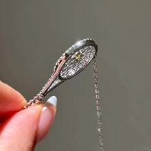 Collar con colgante de raqueta de tenis Qian Feng, cadena de clavícula minimalista de lujo para mujeres - Plateado - Ver 6