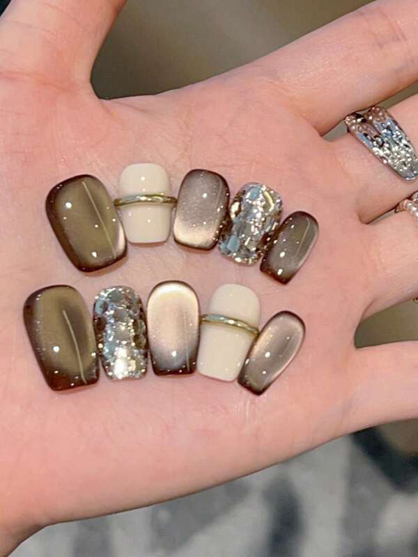 10 Peças de Unhas Postiças Curtas Marrom e Branco Leitoso com Glitter Tridimensional e Efeito Olho de Gato, Combinação de Cores de Outono e Inverno, Nova Suave e Delicada, Adequada para Senhoras e Meninas como Presente, com Caixa de Armazenamento