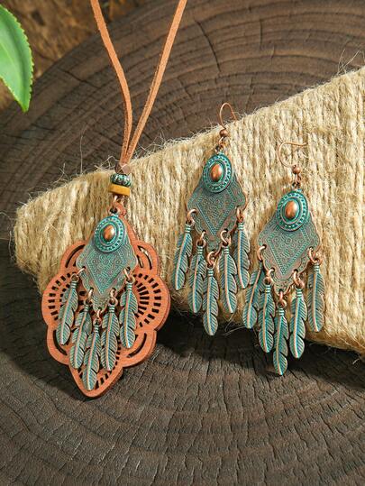 TopHanqi 3pcs Vintage Jewelry Set For Women, Bohemian Metal Earrings, Pendant Necklace, Multi-Layer Sweater Chain, Atmospheric Jewelry Accessories, Versatile For Daily Wear And Gatherings