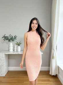 Vestido Regata Feminino Tubinho Festa Tricot Midi com detalhe trança meio - Pêssego - Visão 1