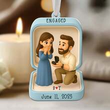 Premier ornement de Noël fiancé : figurine photo de proposition personnalisée, souvenir en acrylique. Idée si vous cherchez un cadeau d'anniversaire, un cadeau de pendaison de crémaillère, un cadeau de fête, un cadeau pour la fête des mères/des pères/Noël pour votre famille ou vos amis.