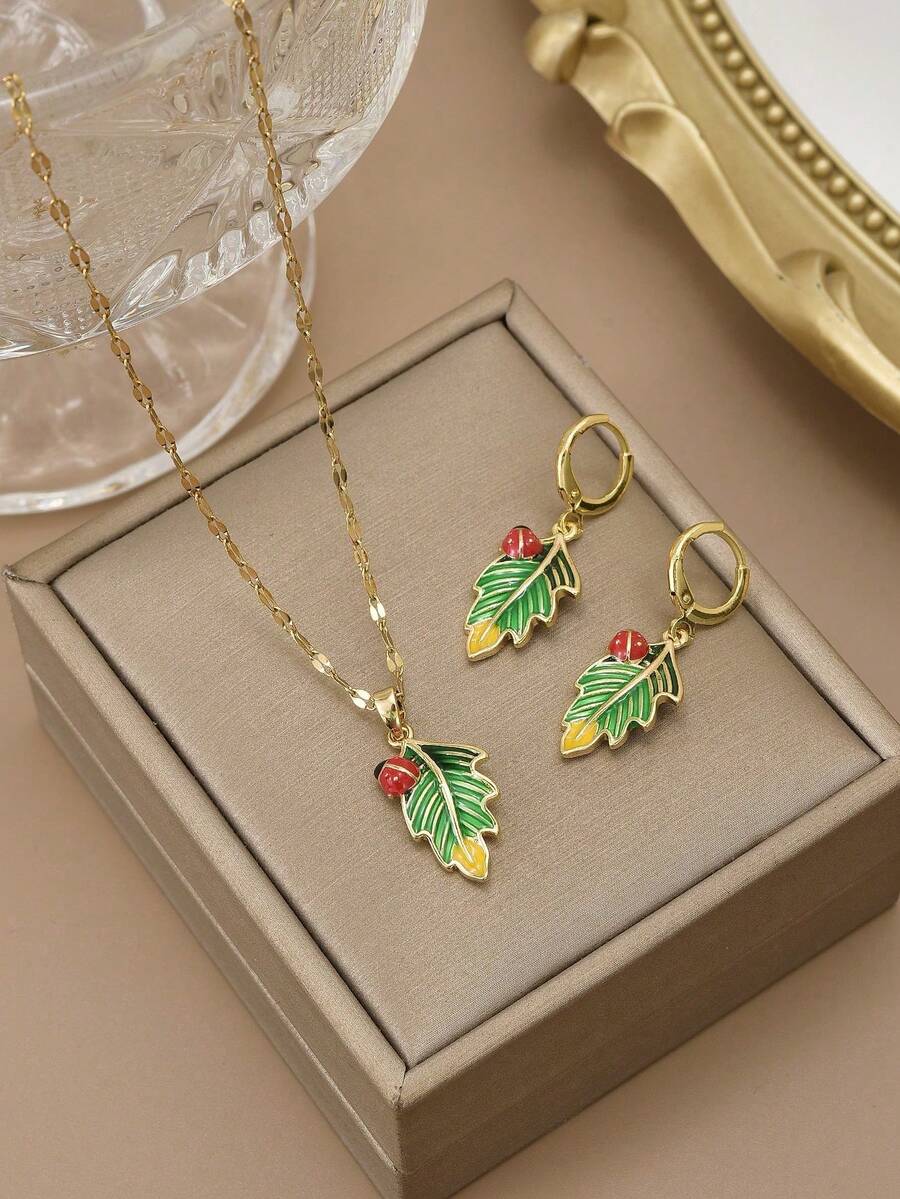 1pc Cute Ladybug & Leaf Stainless Steel Necklace, 1 Pair Cute Ladybug & Leaf Stainless Steel Earrings, Gold Jewelry Set, Gold Necklace, Gold Jewelry, Stainless Steel Jewelry, Travel, Holiday, Gift, Birthday Gift