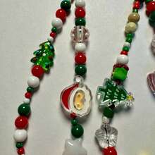 Nuevo y elegante cordón navideño con cuentas, accesorio versátil de moda para funda de teléfono/bolso, un accesorio ideal para mujeres en invierno