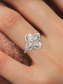 1pc Lucky Exquisite Four Leaf Clover Ring Ladies Jewelry For Women 925 Sterling Silver Birthday Ring Fine Jewelry For Girls Birthday Prom Party Gifts