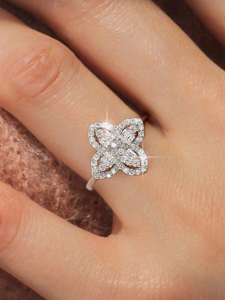 1pc Lucky Exquisite Four Leaf Clover Ring Ladies Jewelry For Women 925 Sterling Silver Birthday Ring Fine Jewelry For Girls Birthday Prom Party Gifts