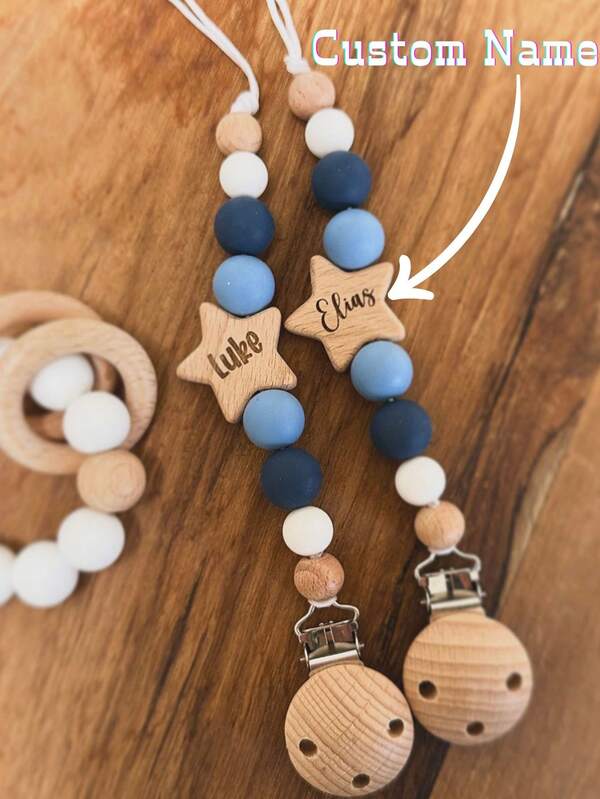 1pc Customized Name/Text/Alphabet Silicone & Wood Charm. It Is A DIY Accessory For Backpacks, Travel Bags And School Bags, And Can Also Be Used As A Keychain, Pendant And Beaded Star Decoration. It Also Has An Anti-Loss Function And Is A Lovely Gift. It Is , Suitable For Autumn And Winter, And Can Shine Brightly During Festivals.