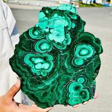 1pc Unpolished Malachite Crystal Slice - Natural Bohemian Style Green Stone With Black Veins, Complex Marble Pattern, Suitable For Home/Office Decor, Crystal Grid, Jewelry Making, Holiday Gifts (Valentine's Day, Christmas, Halloween), Spiritual Decor, Rustic Decor, Genuine Specimen, Ornament, Gift - Green - View 3