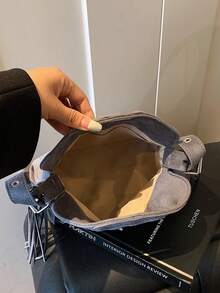 小巧别致的流苏手提包，女士新款个性化多功能托特包，休闲通勤单肩/斜挎包 - 灰色 - 查看 4