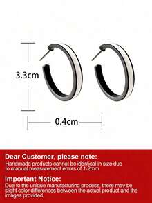 1 Pair Contrasting Black, White & Khaki Matte Textured Hoop Earrings, Simple & Fashionable Versatile Earrings For Women - Black and White - View 2