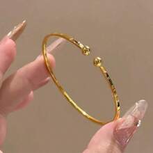 Minimalist Titanium Steel Elegant Women's Cuff Bracelet, Suitable For Daily Wear, Unique Design