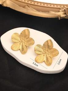 1 pereche cercei vintage din oțel inoxidabil cu motive florale, aur de 18K, cadou modern pentru femei, la modă și impermeabili - Cercei Stud - Vizualizare 2