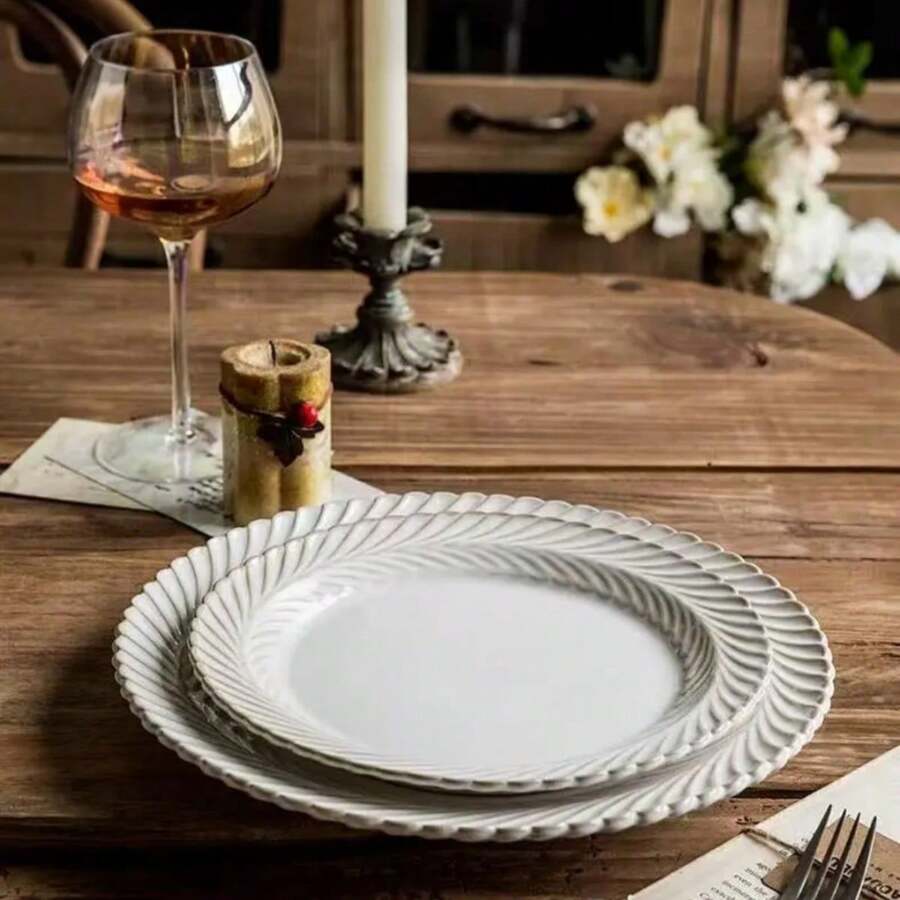 1pc Vintage Style Embossed Ceramic Plate - Round Shape With Spiral Embossed Texture On The Rim, In A Light Gray Tone, With A Retro And Artistic Style, Available In Different Sizes For Stacking And Matching.