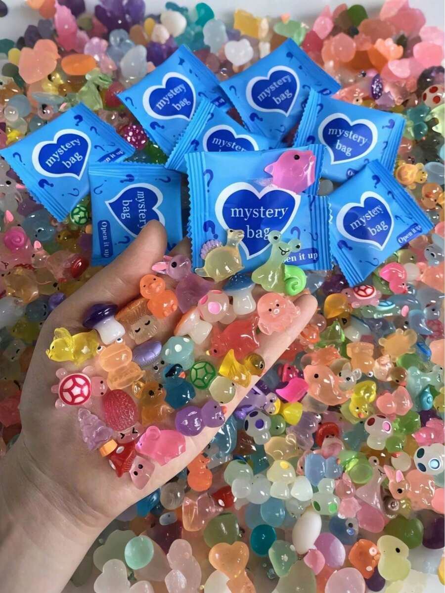 30pcs/20pcs/10pcs - Mini Resin Animal Figurines, Can Hide Glowing Ducklings, Dinosaurs And Other Micro Animals, Glow-In-The-Dark Effect, Suitable For Miniature Garden Landscape, Aquarium, Potted Plants, Party Decorations. Mini Resin Animal Figurines, Compact And Exquisite, Suitable For Miniature Fairy Garden Landscape Decoration. - Multicolor - View 1