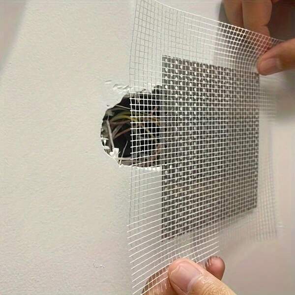 Remendo multifuncional para reparo de paredes metálicas, discreto e imperceptível, fácil de operar. Adequado para reparar buracos, rachaduras e furos de luminárias de teto em paredes de casas, drywall e teto. Pode ser operado por mulheres sozinhas, simples e fácil de usar. Tamanho aleatório enviado.