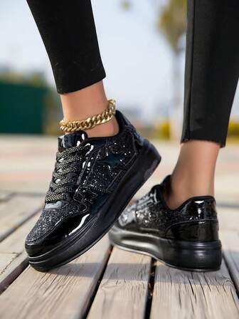 Zapatillas casuales para mujer, color negro, suela blanda antideslizante, suela gruesa y ligera, punta redonda con cordones, adecuadas para todas las estaciones