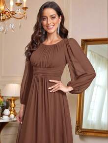 优雅雪纺圆领灯笼袖长袖棕色伴娘礼服，适合特殊场合、晚宴、冬季婚礼宾客穿着，女士连衣裙