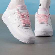 Nike 女士新款休闲运动鞋，低帮厚底鞋 - 白色/粉紅色 - 查看 3