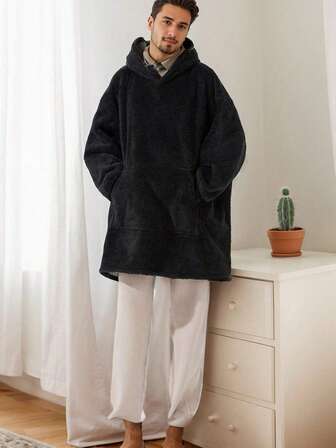 Bata de estar por casa informal de talla grande, de franela cálida con capucha, duradera con bolsillos grandes, adecuada para parejas y combinación familiar