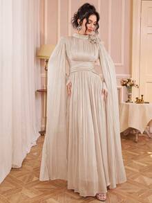 Đầm maxi dài tay màu trơn dành cho nữ, cổ tàu, thiết kế xếp ly bằng vải, eo cao, trang trí hoa 3D thủ công trên vai, thanh lịch với dây buộc dài, chất liệu mềm mại phù hợp cho nhiều dịp, chất liệu bóng bẩy cho tiệc tùng, dạ hội, trang phục trang trọng, tối giản và sang trọng cho đám cưới mùa xuân. - Màu be - Xem 7