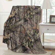 GEL HUT MUN 1pc Digital Printed Camouflage Hunting Pattern Soft Warm Blanket, Super Soft Bedding Throw Blanket, Outdoor Travel Blanket, Air Conditioning Blanket, Nap Blanket, Plush Blanket, Bedding, Sofa Throw, Soft Blanket, Customized Blanket For Hunting Enthusiasts With Nature Pattern