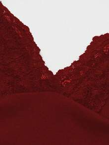 酒红色蕾丝边V领吊带背心，性感修身叠穿上衣 - 酒紅色 - 查看 8