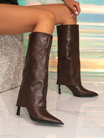 1 双优雅扣饰时尚尖头细高跟过膝靴，适合秋冬季户外穿着