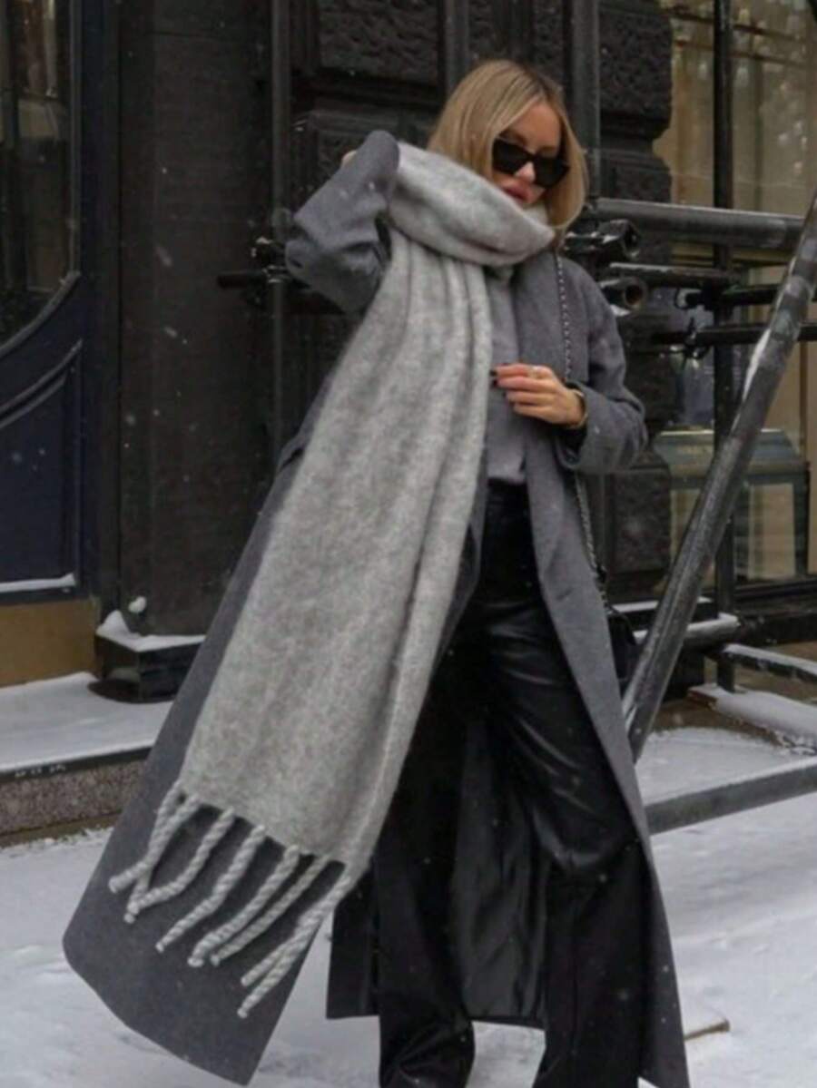 1条女士白色冬季流苏围巾，多功能，可作头巾、披肩或围巾佩戴，女士礼物，保暖防风，适合日常、旅行及其他场合。 - 淺灰色 - 查看 1