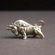 Brass Bull Bullfighting Muscle Bull Micro Carving Animal Key Chain Pendant Accessories Creative Keychain Pendant Small Ornaments - 1 PC Muscle Cow - View 2